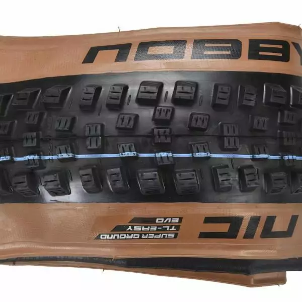 Pneu SCHWALBE NOBBY NIC 27,5x2,40 Super Ground Addix Speedgrip Bronze Skin Tubeless Ready Souple 11654206.01 4 Pneu SCHWALBE NOBBY NIC 27,5x2,40 Super Ground Addix Speedgrip Bronze Skin Tubeless Ready Souple 11654206.01 – Image 2