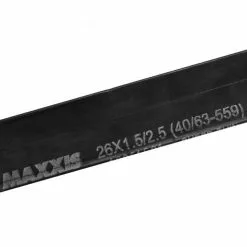 Chambre à Air MAXXIS ULTRALIGHT 26x1,50/2,50 Presta 48 Mm -Pneus VTT 26" Soldes Magasin 600x600 305647 16607224056652 1